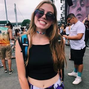 Meet your Posher, Claire